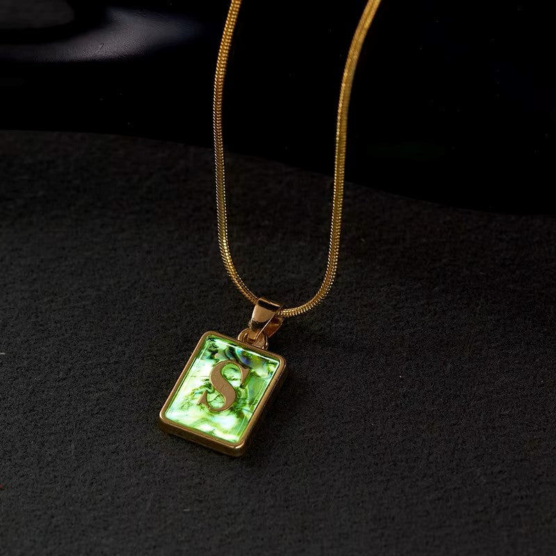 Collar Letra inicial cuadrada Luminosa