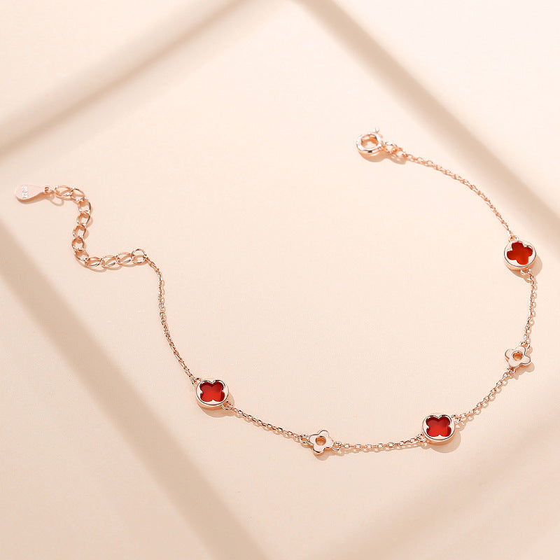 Pulsera de Trébol en Plata de ley Simple, Moderna y Lujosa