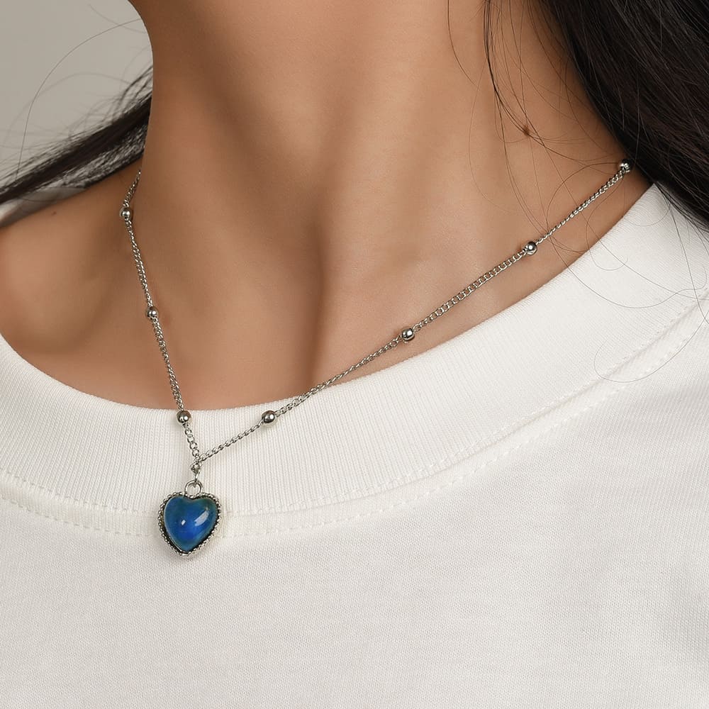 Collar Cambio De Color Emociones Por Temperatura En Corazón