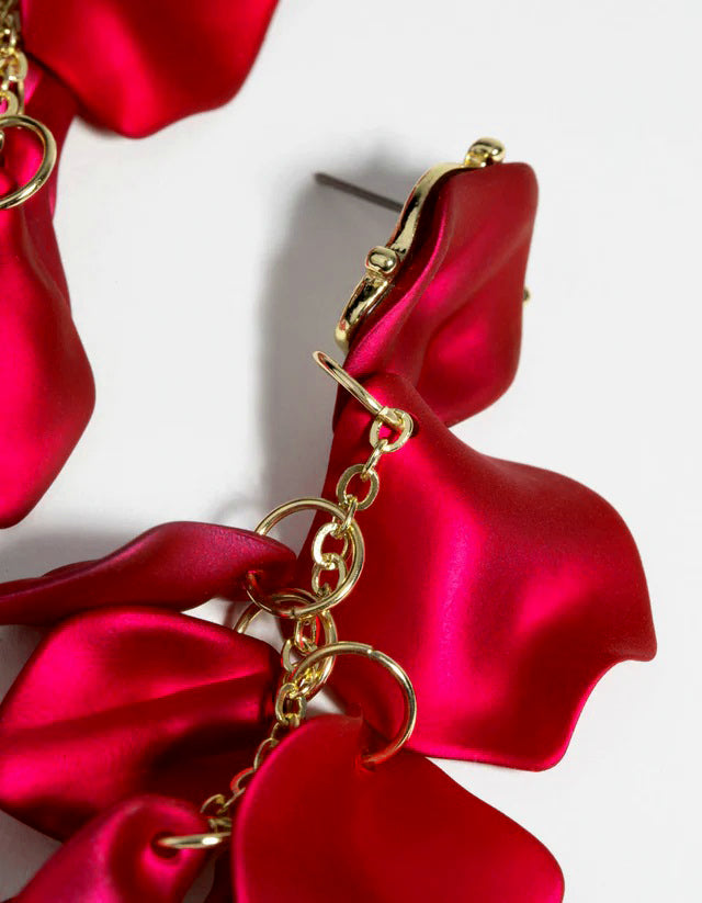 Aretes de Pétalos Rojo Metalizado