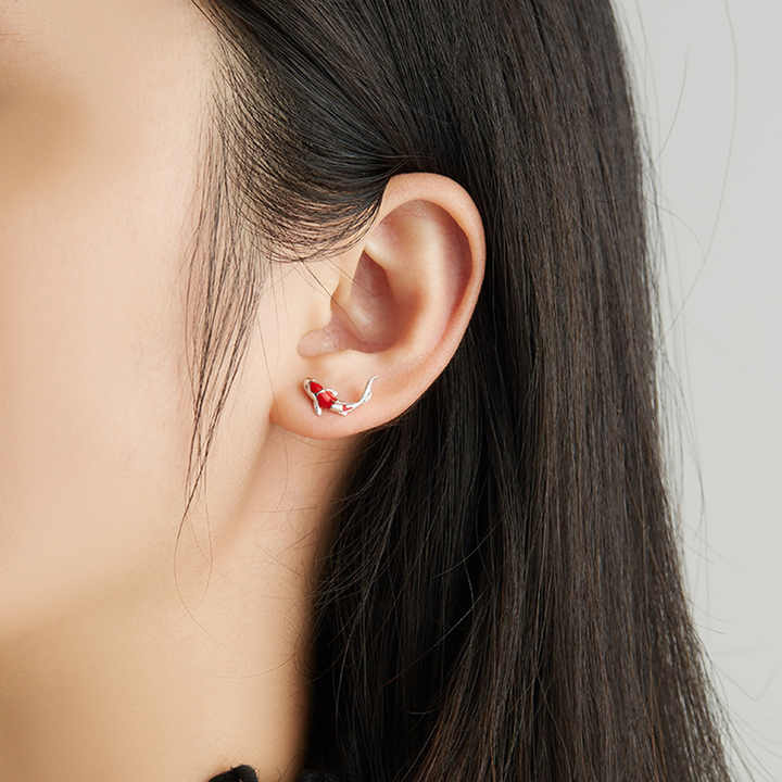 Aretes en Plata Pez Koi– Amor que Nada Contra la Corriente