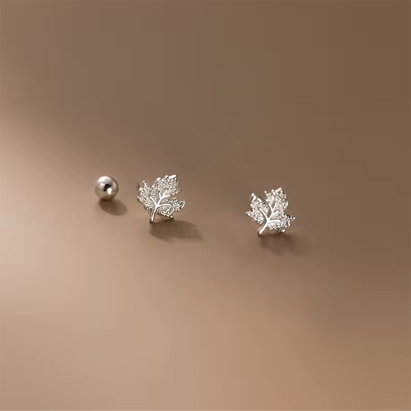 Aretes de Plata Ley 925 con Diseño de Hoja