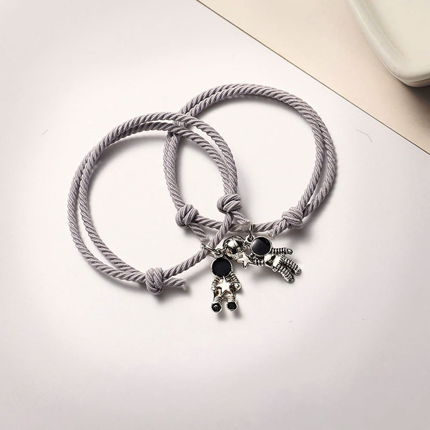 Pulsera Magnética para Parejas de Astronautas