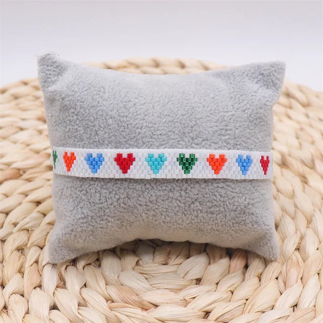 Pulsera Miyuki Ajustable de Corazones ❤️❤️❤️
