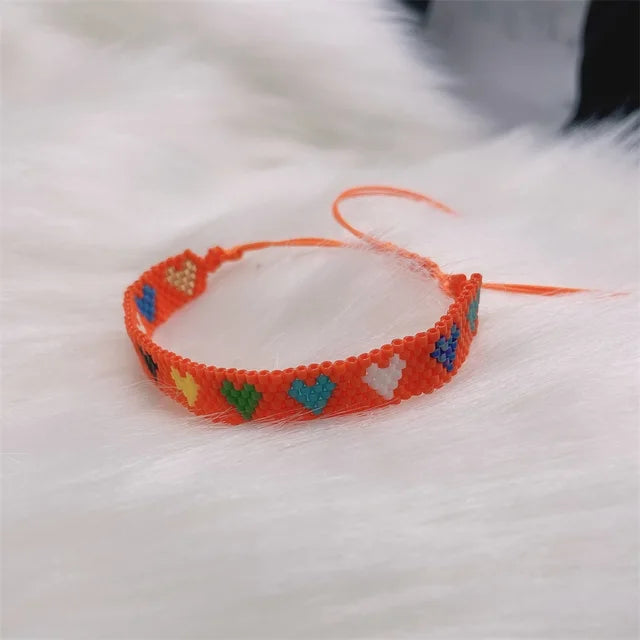 Pulsera Miyuki Ajustable de Corazones ❤️❤️❤️