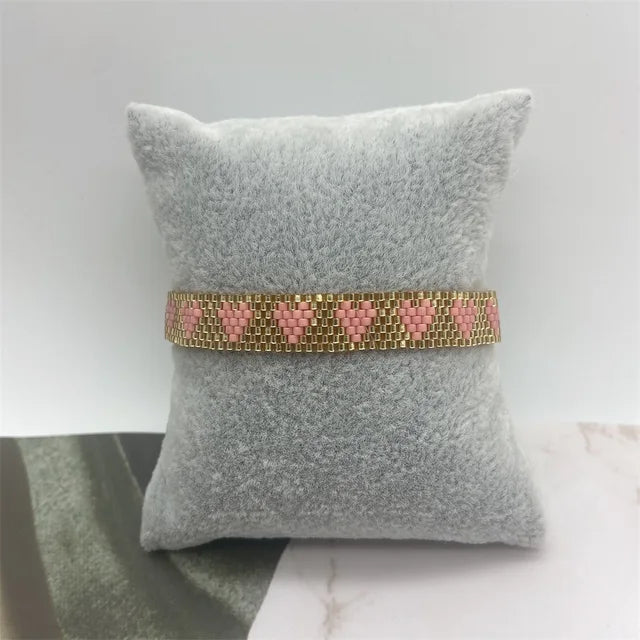 Pulsera Miyuki Ajustable de Corazones ❤️❤️❤️