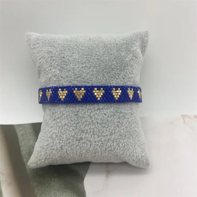 Pulsera Miyuki Ajustable de Corazones ❤️❤️❤️