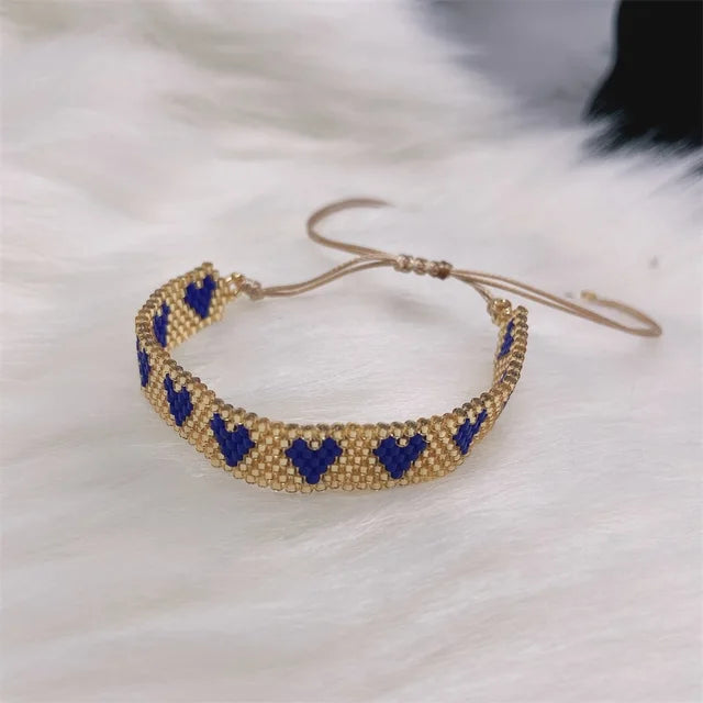 Pulsera Miyuki Ajustable de Corazones ❤️❤️❤️