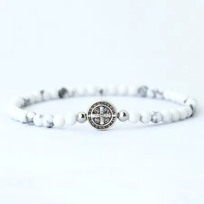 Pulsera de San Benito en Plata y Cuarzos Naturales