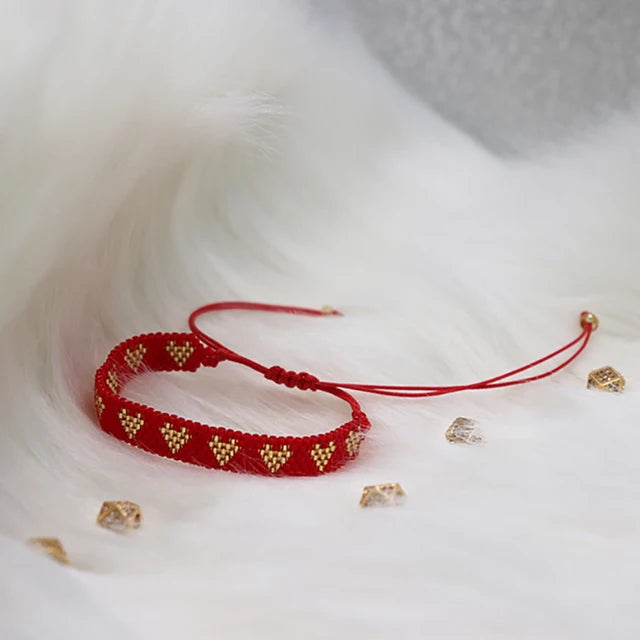 Pulsera Miyuki Ajustable de Corazones ❤️❤️❤️