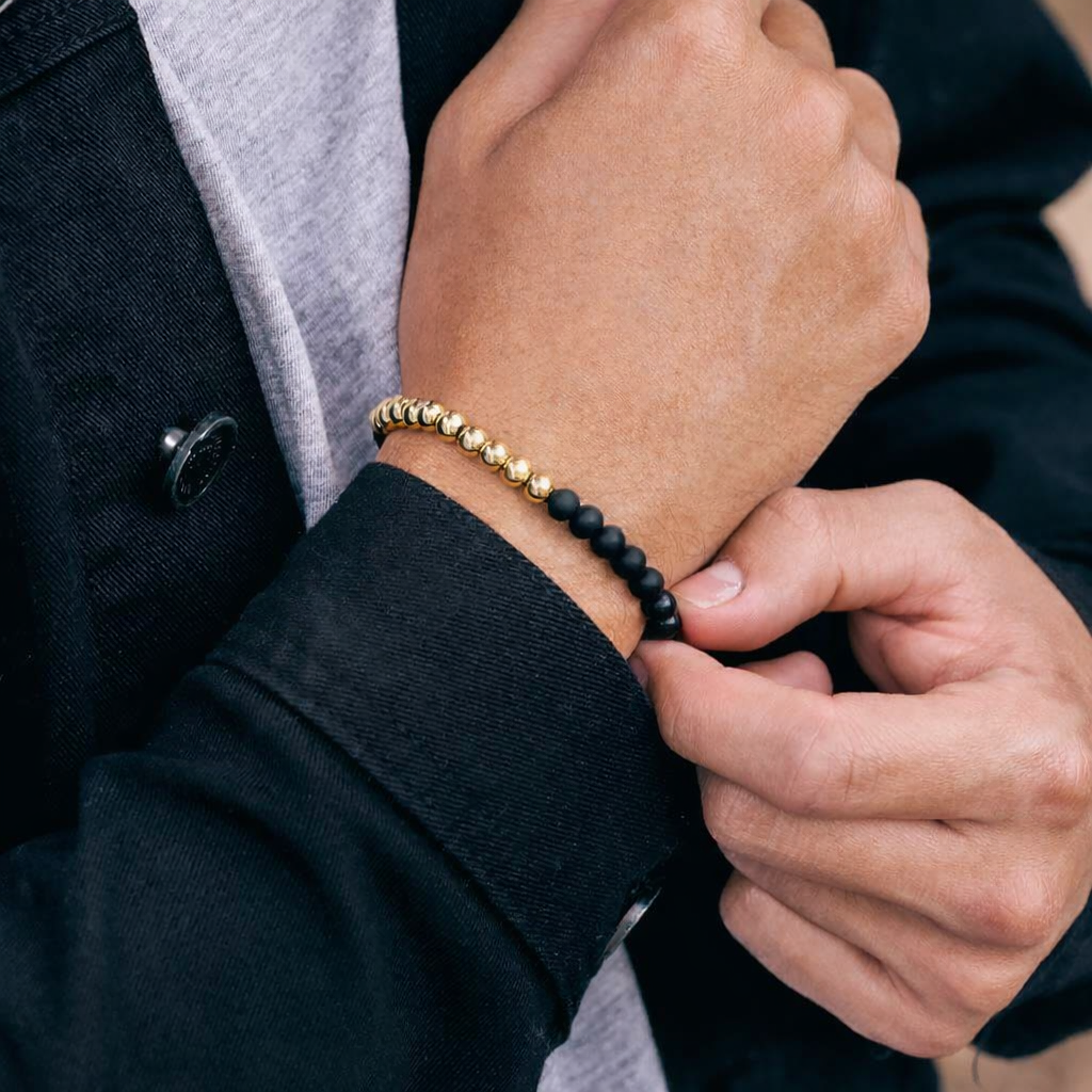 Pulsera Lateral Oro 18k y Ónix