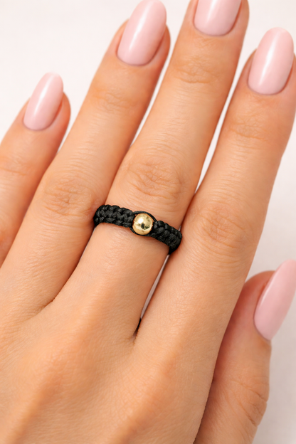 Anillo Tejido Hilo del Destino Pepita de Oro 18K