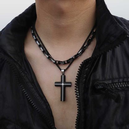 Colgante Cruz En Acero Chapado En Oro (No Se decolora)