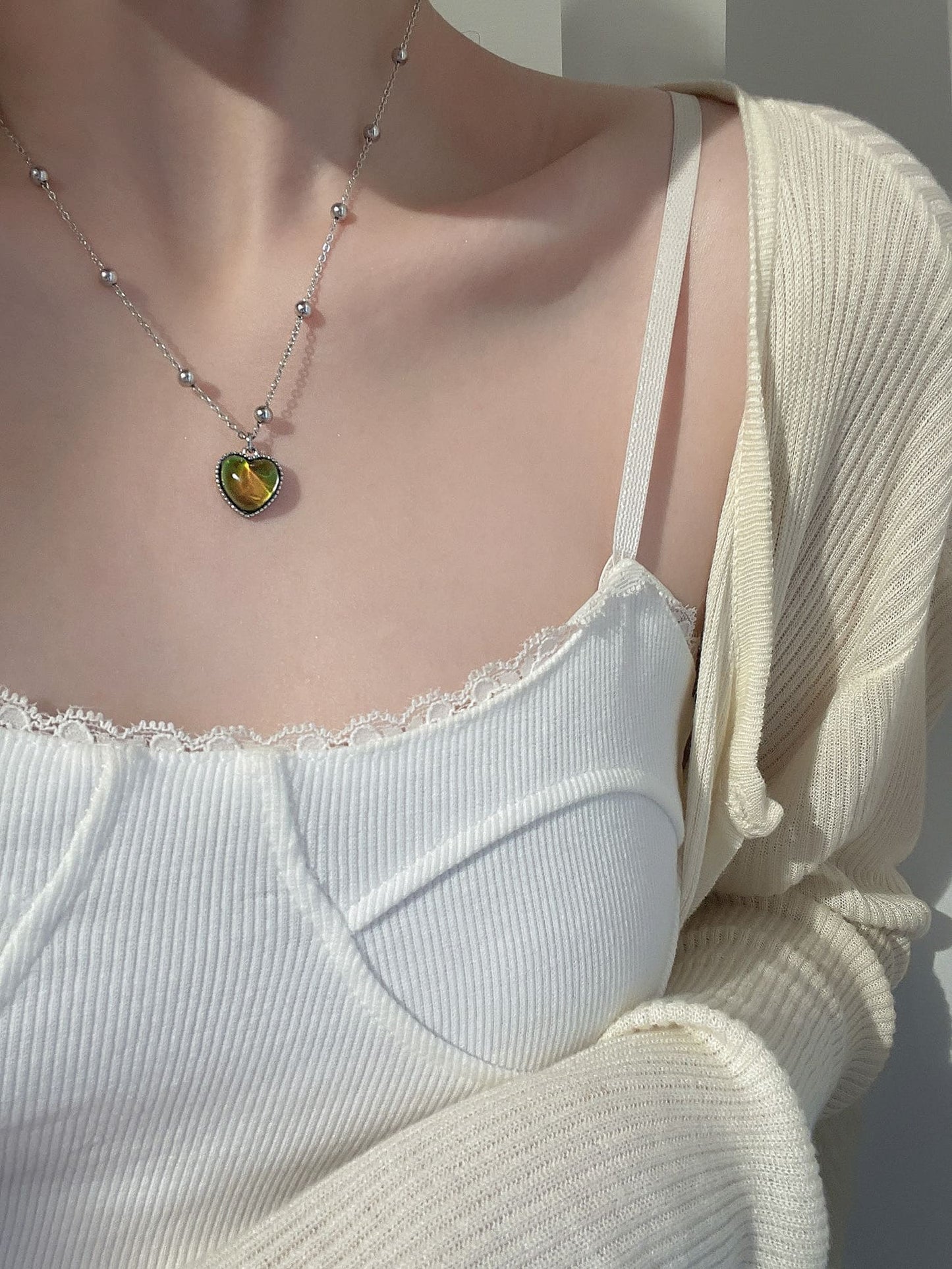 Collar Cambio De Color Emociones Por Temperatura En Corazón