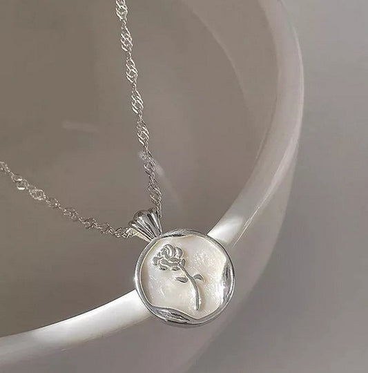 Collar Dije De Rosa Hecha En Plata De Ley 925 Certificada
