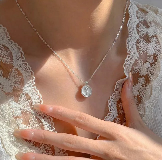 Collar Dije De Rosa Hecha En Plata De Ley 925 Certificada