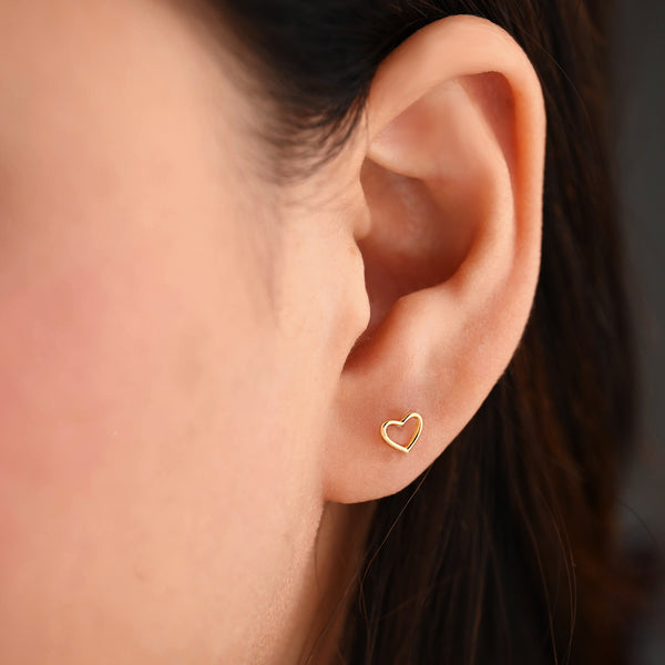 Topo Silueta Corazón 18k