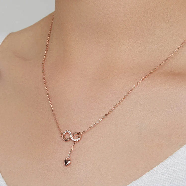Collar De Infinito Latido en plata ley 925