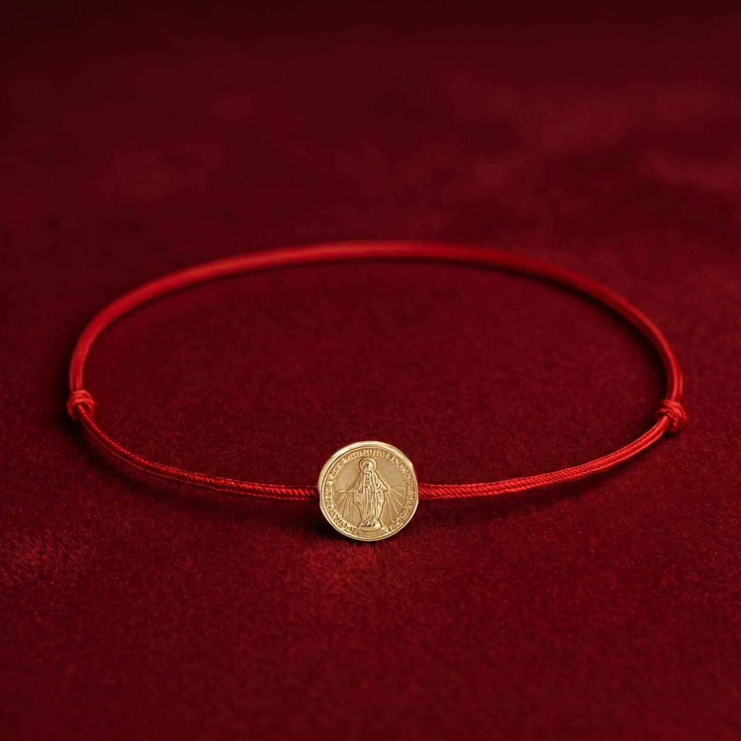 Pulsera Hilo Rojo Virgen de la Milagrosa 18k